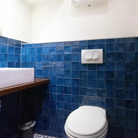 Chateau Constance, 19 Personnes *