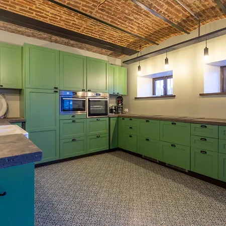 Chateau Constance, 19 Personnes Villa *