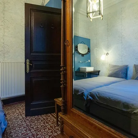 Chateau Constance, 19 Personnes * La-Roche-en-Ardenne