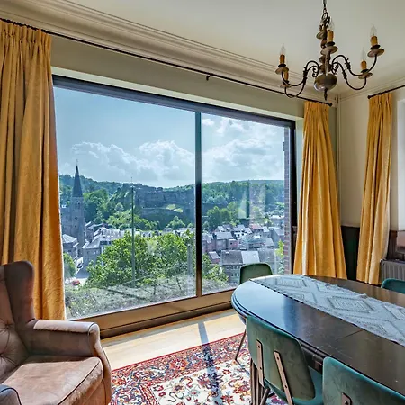 Villa Chateau Constance, 19 Personnes La Roche-en-Ardenne